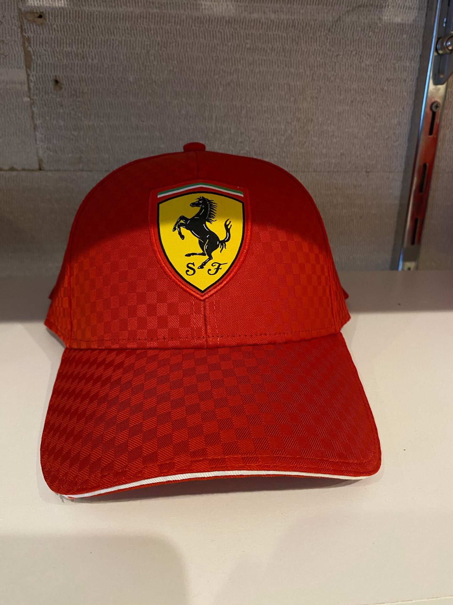 Scuderia Ferrari Check Caps Red - Fanwear