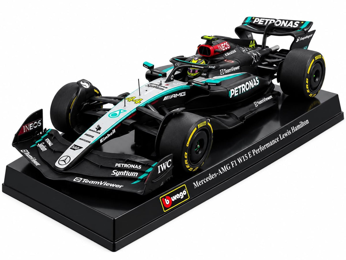 1:24 Scale Model | Mercedes-AMG F1 W15 George Russell With Helmet Car