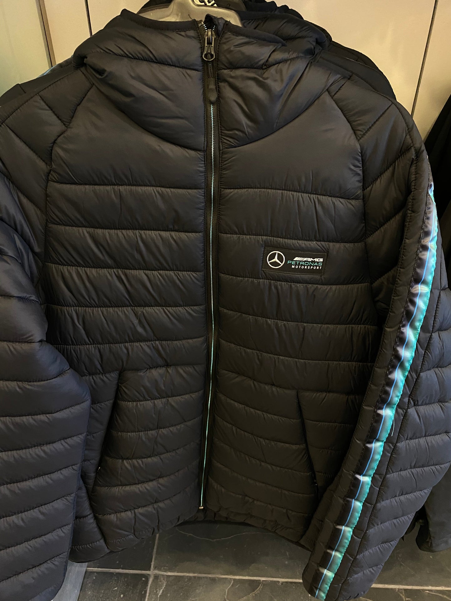 Mercedes-AMG Petronas Motorsport Mens Lightweight Padded Jacket 2019 - Fanwear