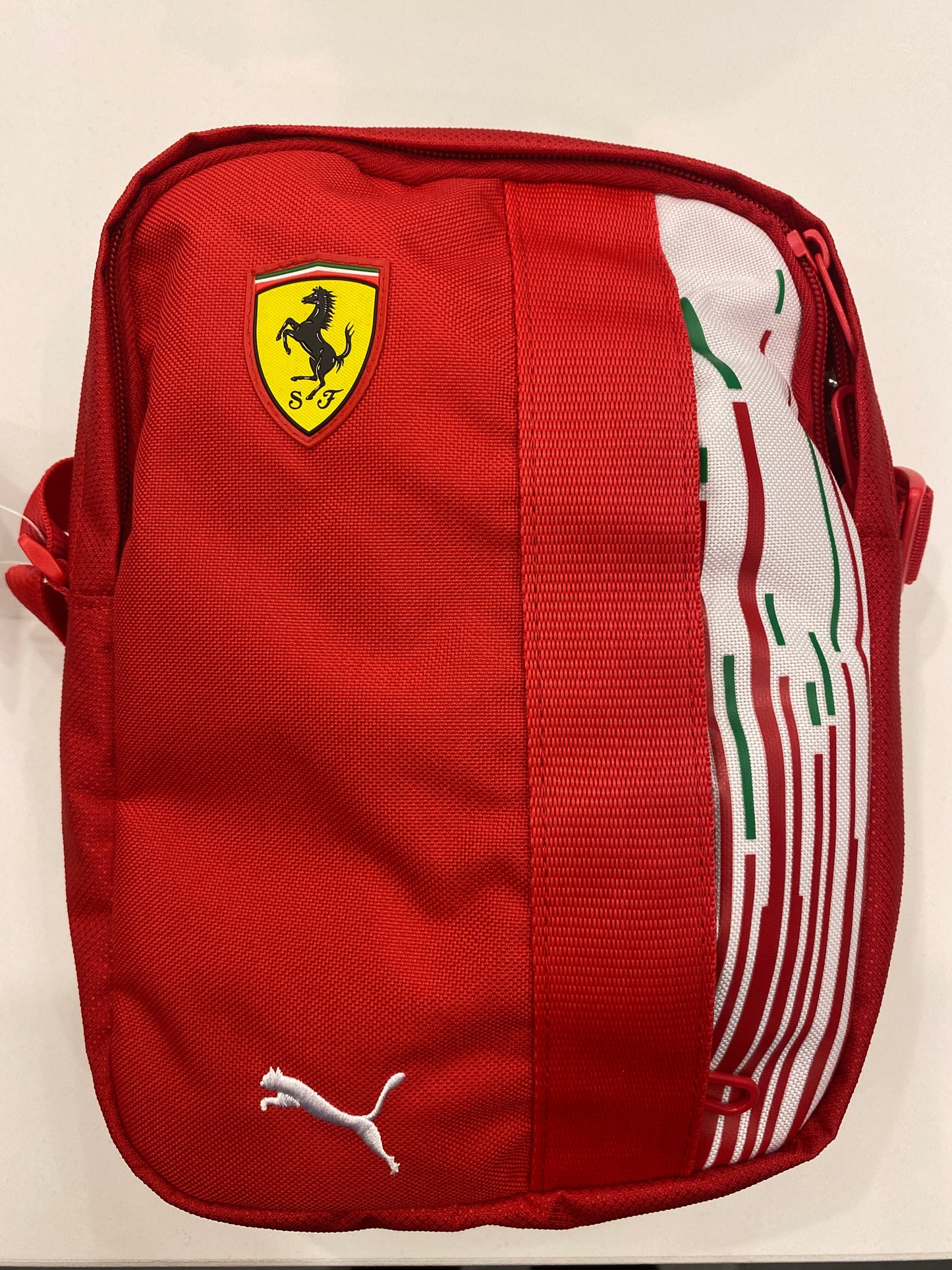 Scuderia Ferrari Portable Bag Rosso Corsa Red 2018 - RP Teamwear
