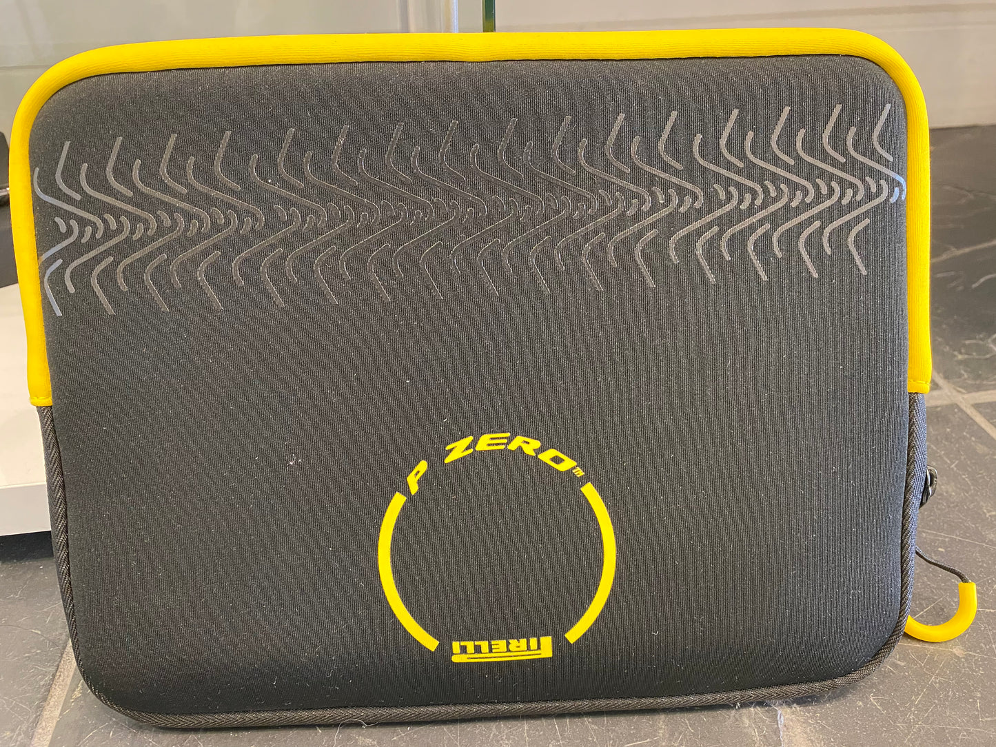 Pirelli Tablet Sleeve Black