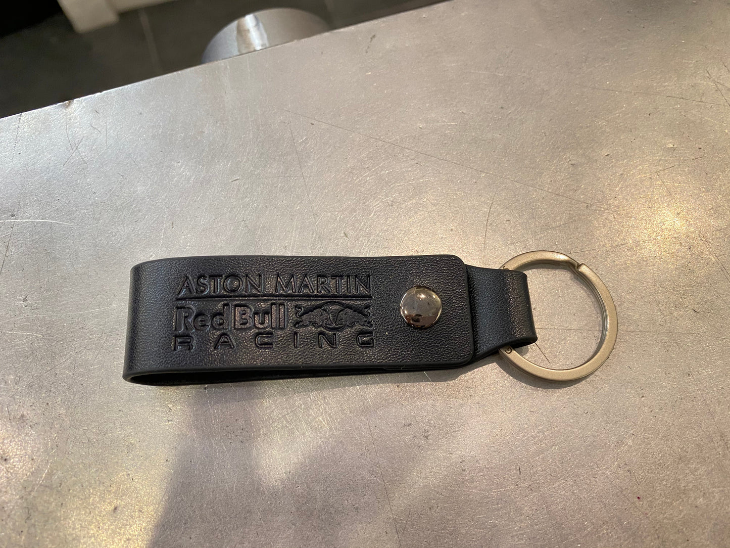 Red Bull Racing Leather Debossed Keyring - Fanwear