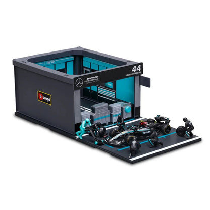 1:43 Scale Model | Mercedes-AMG F1 Lewis Hamilton Pit Pass Set